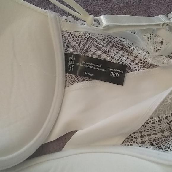 Bra size 36D - Picture 3 of 3
